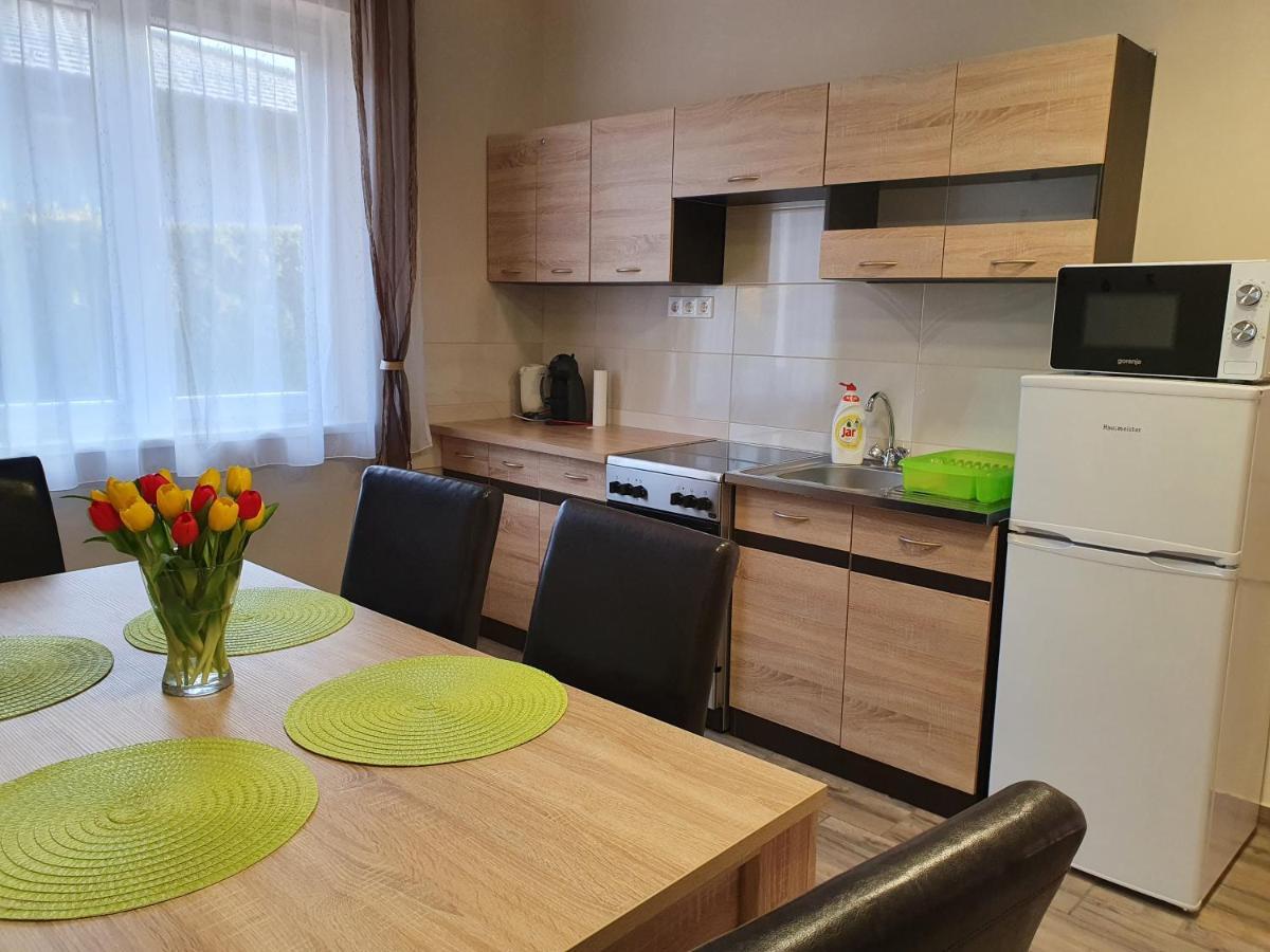 Flamingo Apartment Sárvár المظهر الخارجي الصورة